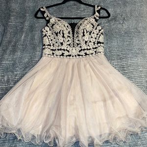 Blondie Nites By Stacy Sklar Homecoming Dress